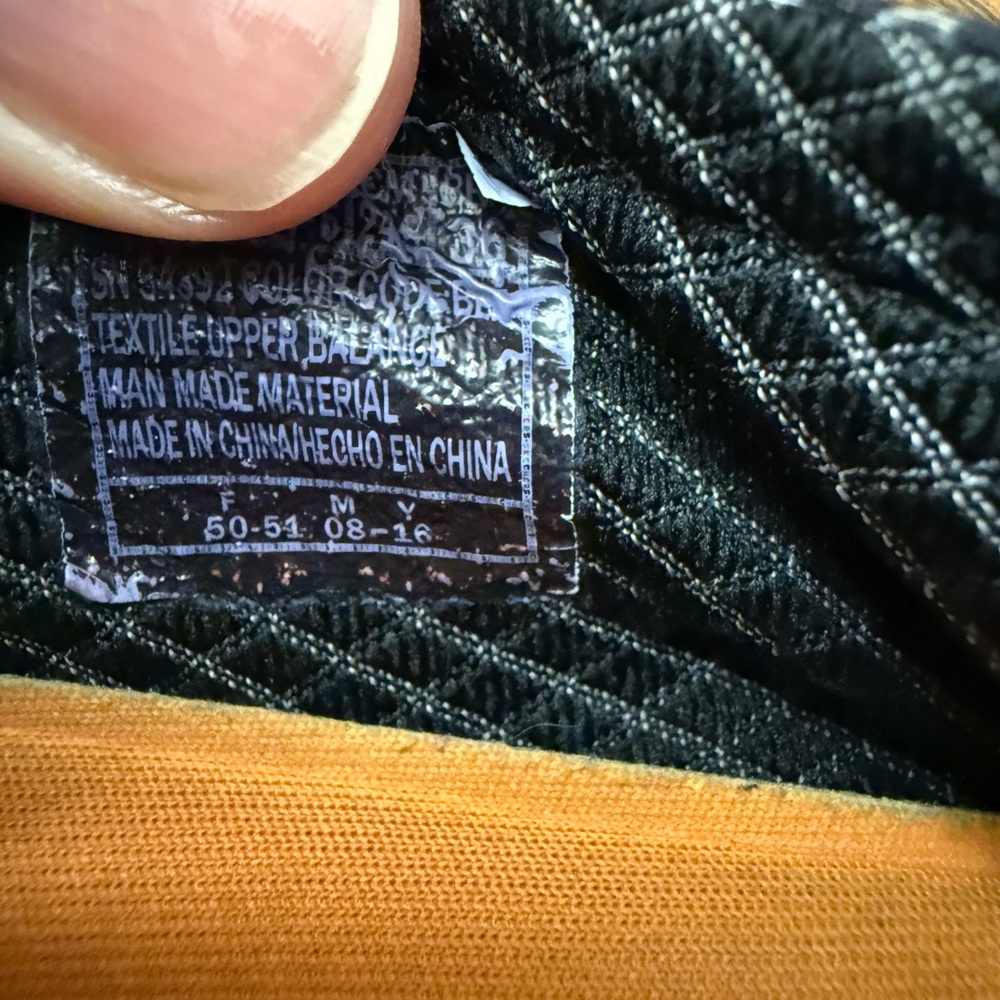 Bob’s Dog Print Slip On’s - Picture 5 of 8